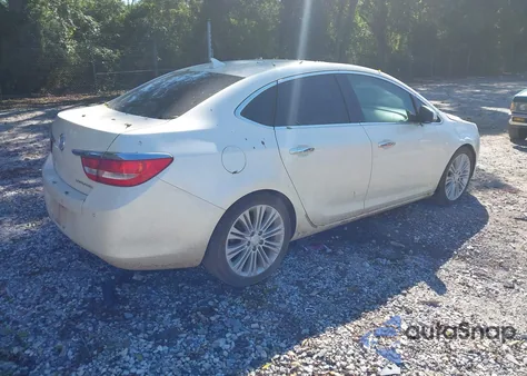 2013 Buick Verano Convenience Group из США, поврежденный, VIN 1G4PR5SK3D4189964